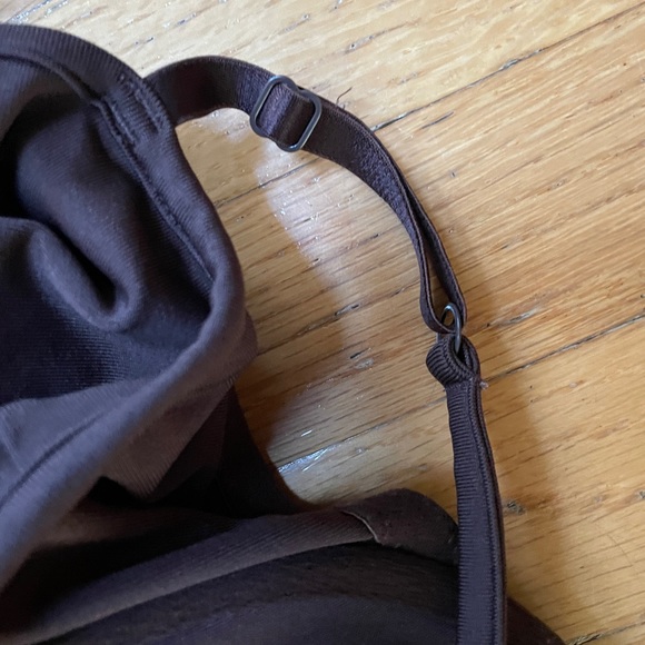 Women's Athleta Tank With Built in Bra - Picture 5 of 10